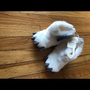 BABY GAP SLIPPERS NWT
